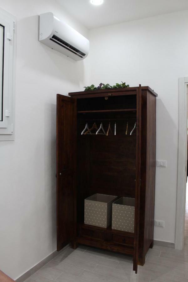 Fausto'S House 2 Apartment Syracuse Ngoại thất bức ảnh